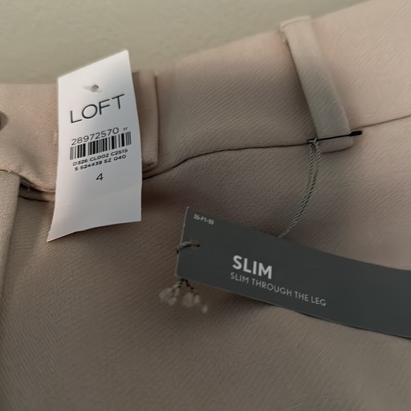NWT Loft dress pants-perfect all seasons - Picture 3 of 8